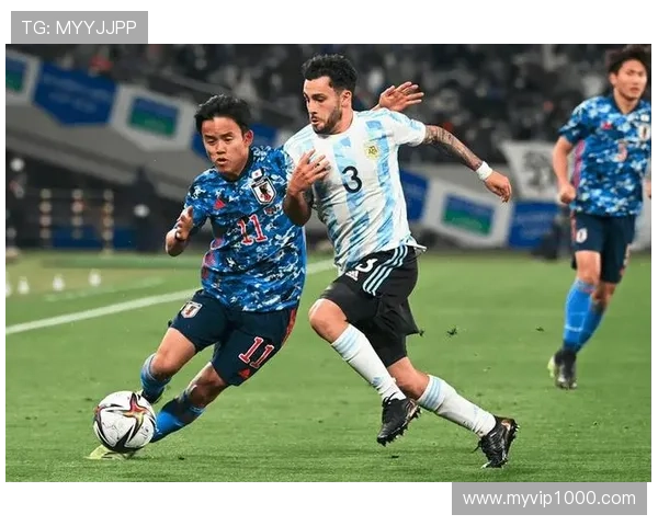 久保建英遭皇马球迷不满,表现质疑引发广泛讨论 久保建英遭皇马球迷不满,表现质疑引发广泛讨论