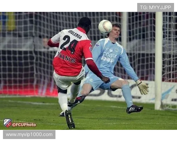 乌德勒支中场组织 乌德勒支中场组织