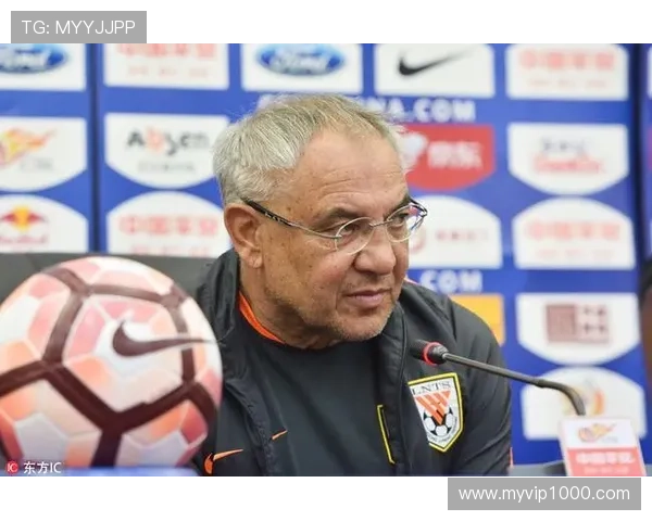 洛佩特吉战术体系解析:近期球队攻防结构与实战效果分析 洛佩特吉战术体系解析:近期球队攻防结构与实战效果分析