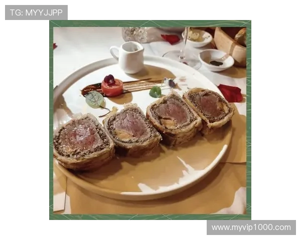 亚历克斯·摩根在家练完核心顺手煎了牛排，这日子谁顶得住